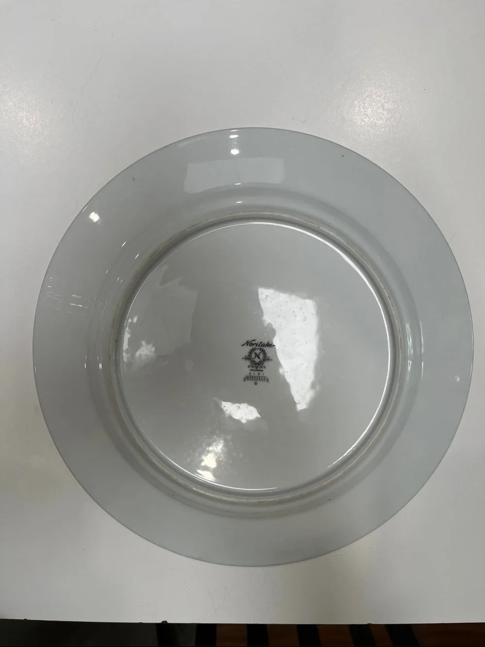 Noritake Bordeaux Dinner Plates, Set of 3, VTG retired pattern.  Floral design.